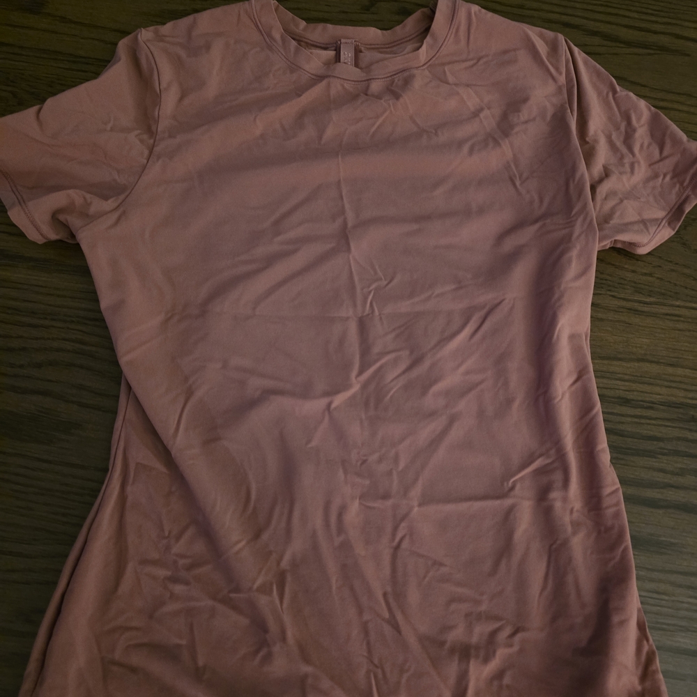 Fits Everybody Tee Skims